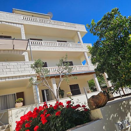 Apartments Huljic Hvar Town Exterior photo