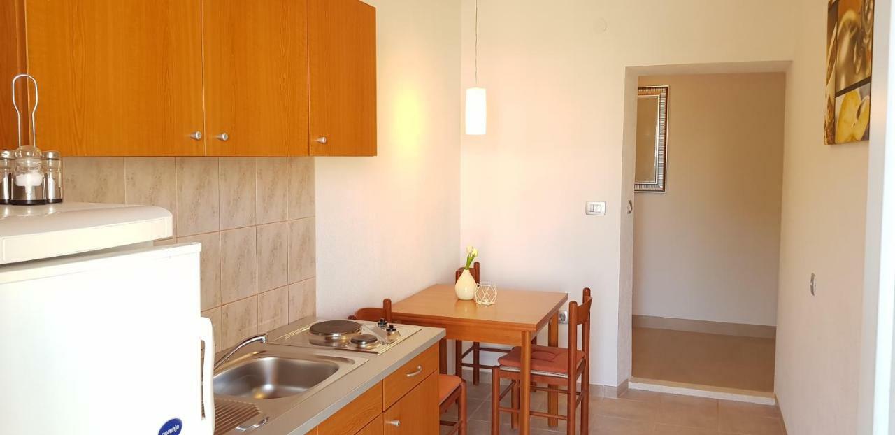 Apartments Huljic Hvar Town Exterior photo